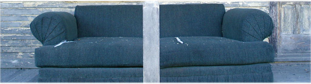 Reupholster a Couch for a Boost to your Home