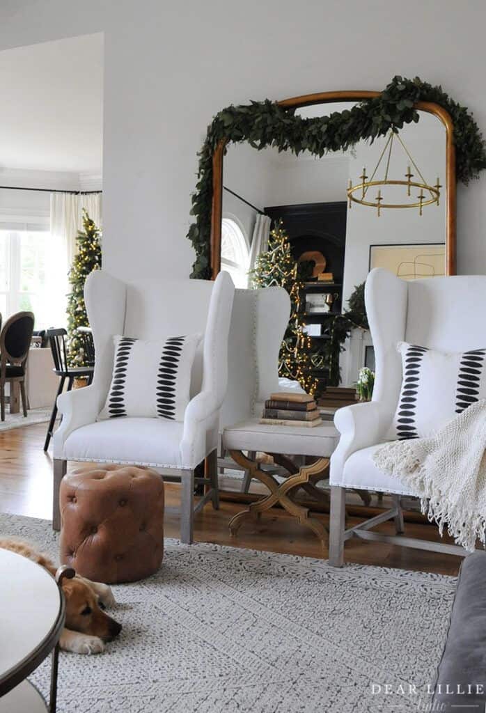 Holiday Gift Furniture: Stylish Solutions for Seasonal Celebrations