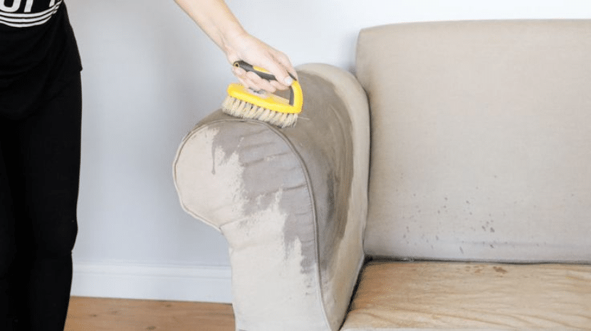 Upholstery cleaning 