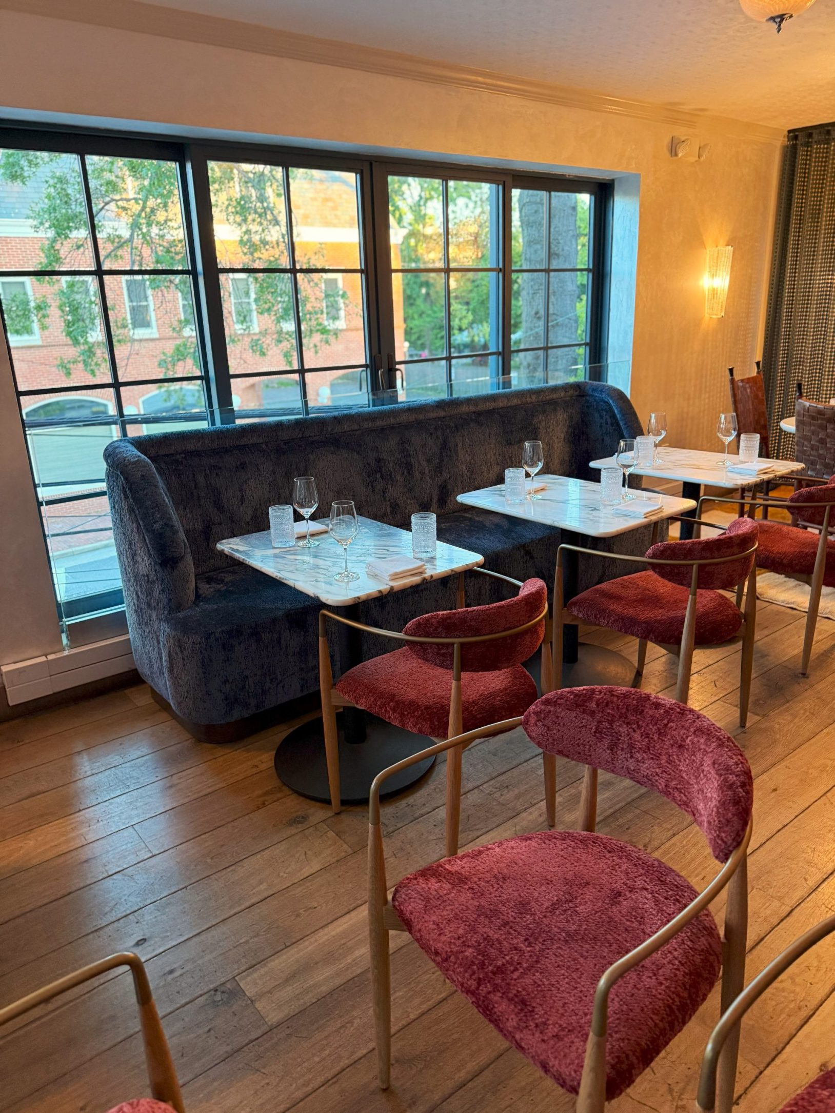 Custom made banquette